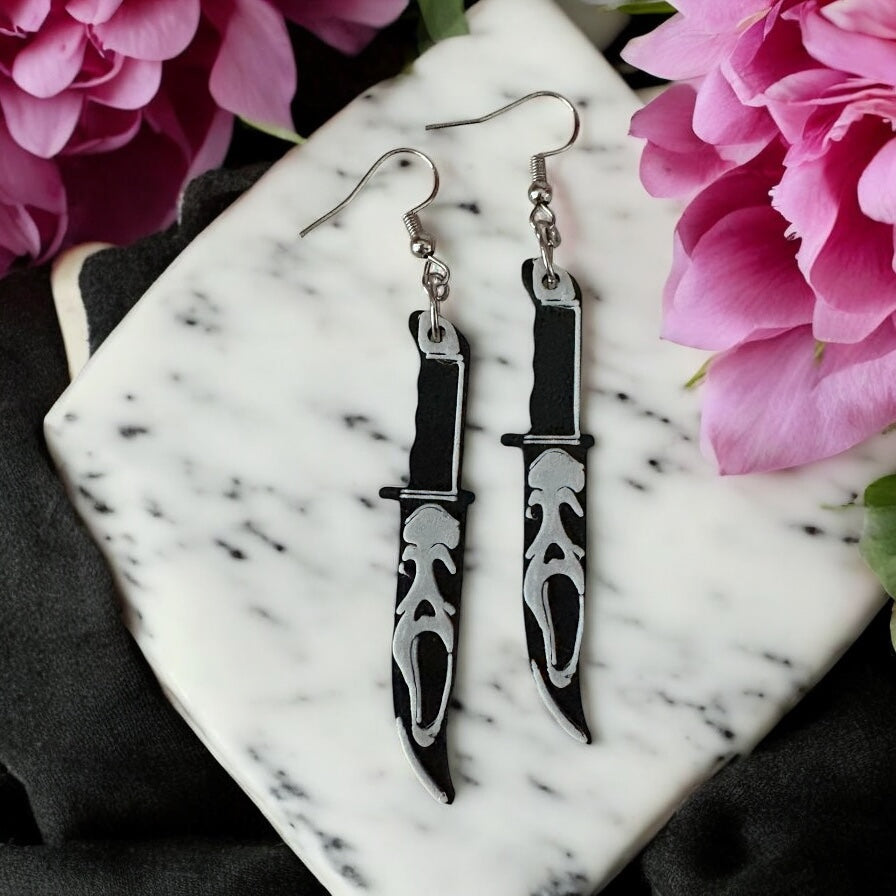 🔪 “Scream Queen Blades” Earrings