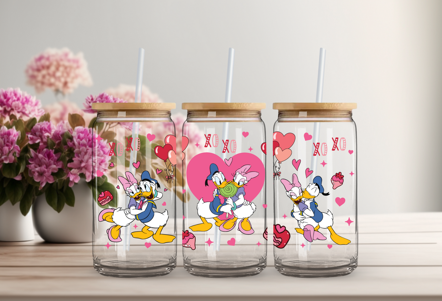 Daisy & Donald Valentines Glass Beer Can